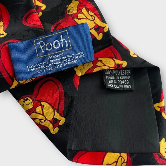 Disney Winnie the Pooh Black & Red Heart Love Men’s Tie – Classic & Whimsical - Picture 3 of 4
